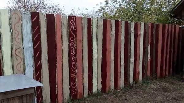 Какой краской покрасить забор